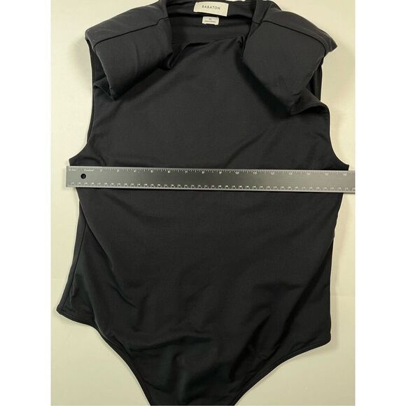 Aritizia Babaton Contour Should Pad Sleeveless Bodysuit Black Size Extra Large - Picture 6 of 9